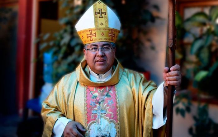 gran canciller obispo Oscar Aparicio