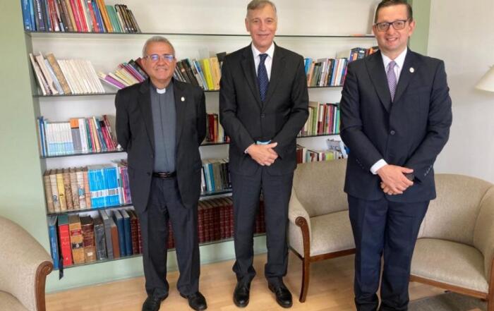 encuentro.ucb .uca 768x576 1