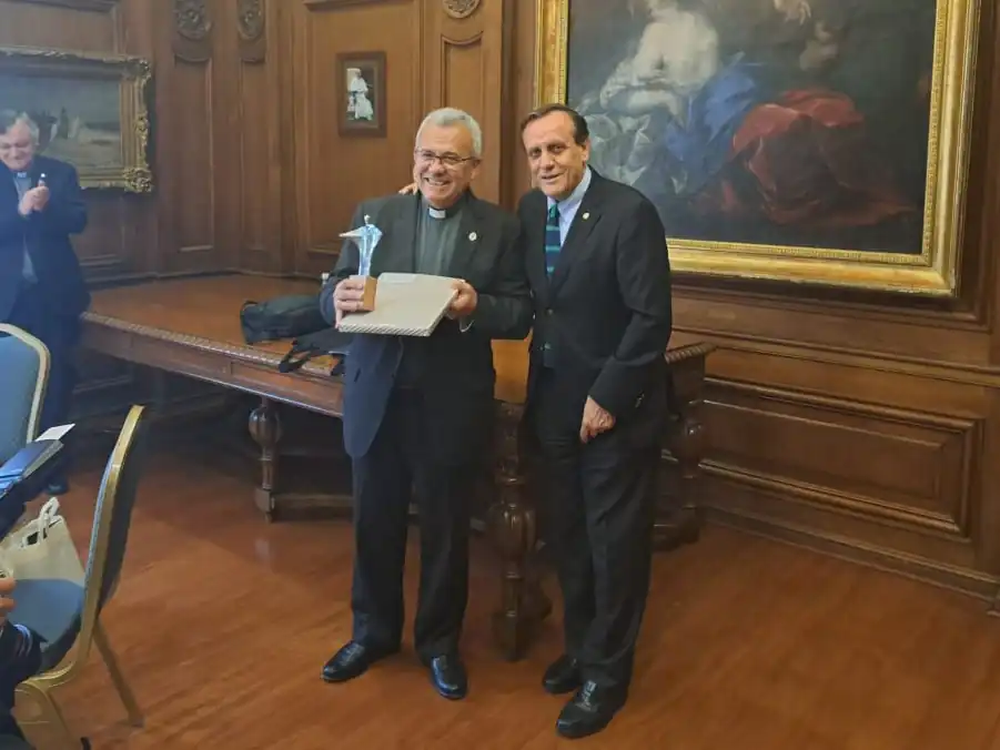 UCB PONTIFICIA