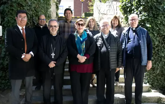 apertura de una nueva Unidad Academica de Postgrado en Oruro