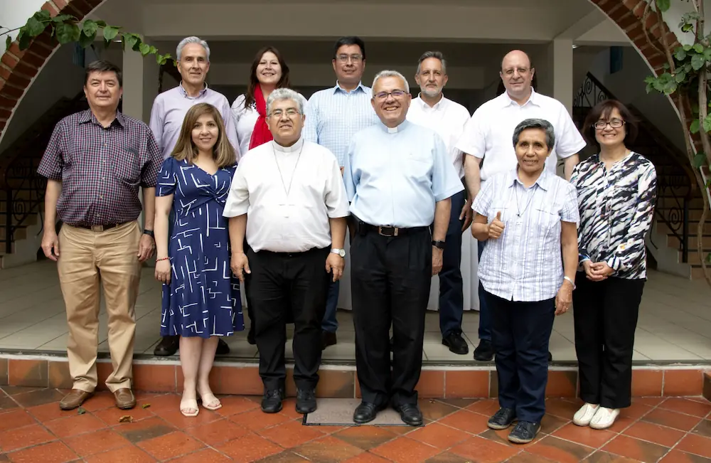 junta nacional y autoridades nacionales
