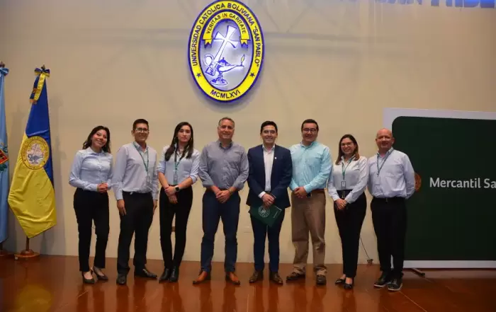 Evento atrevete a emprender 2024 UCB cochabamba y banco mercantil santa cruz 25 resize