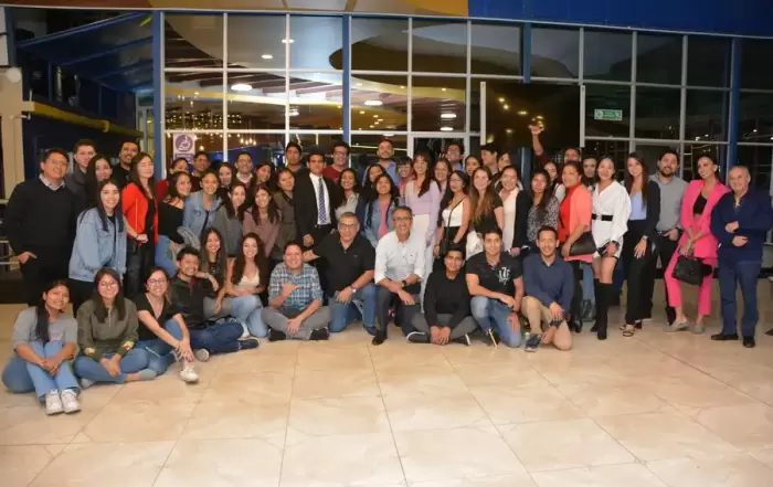 reunion con Titulados de la carrera de Ingenieria Financiera 2024 ucb cochabamba 1 resize