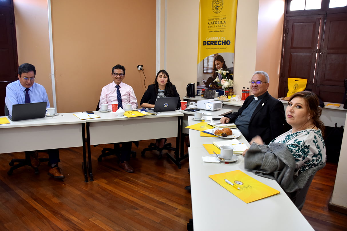 Autoridades nacionales visitan Sede La Plata Sucre en el Ano de la Fraternidad