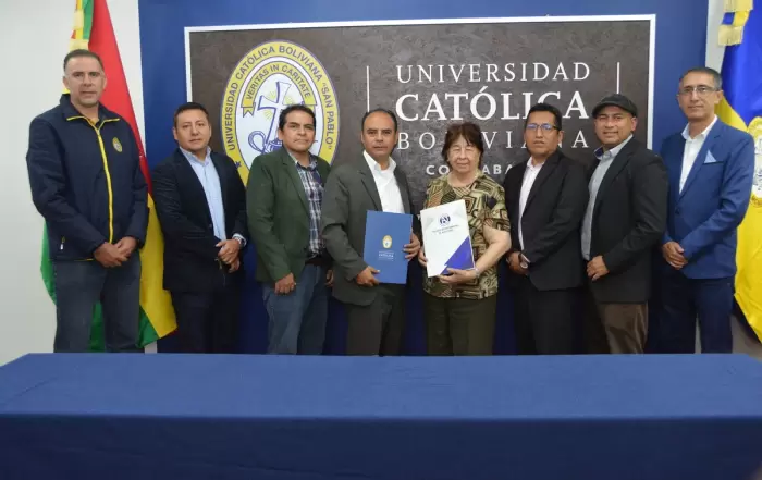 firma convenio colegio auditores cochabamba ucb la cato 1 resize