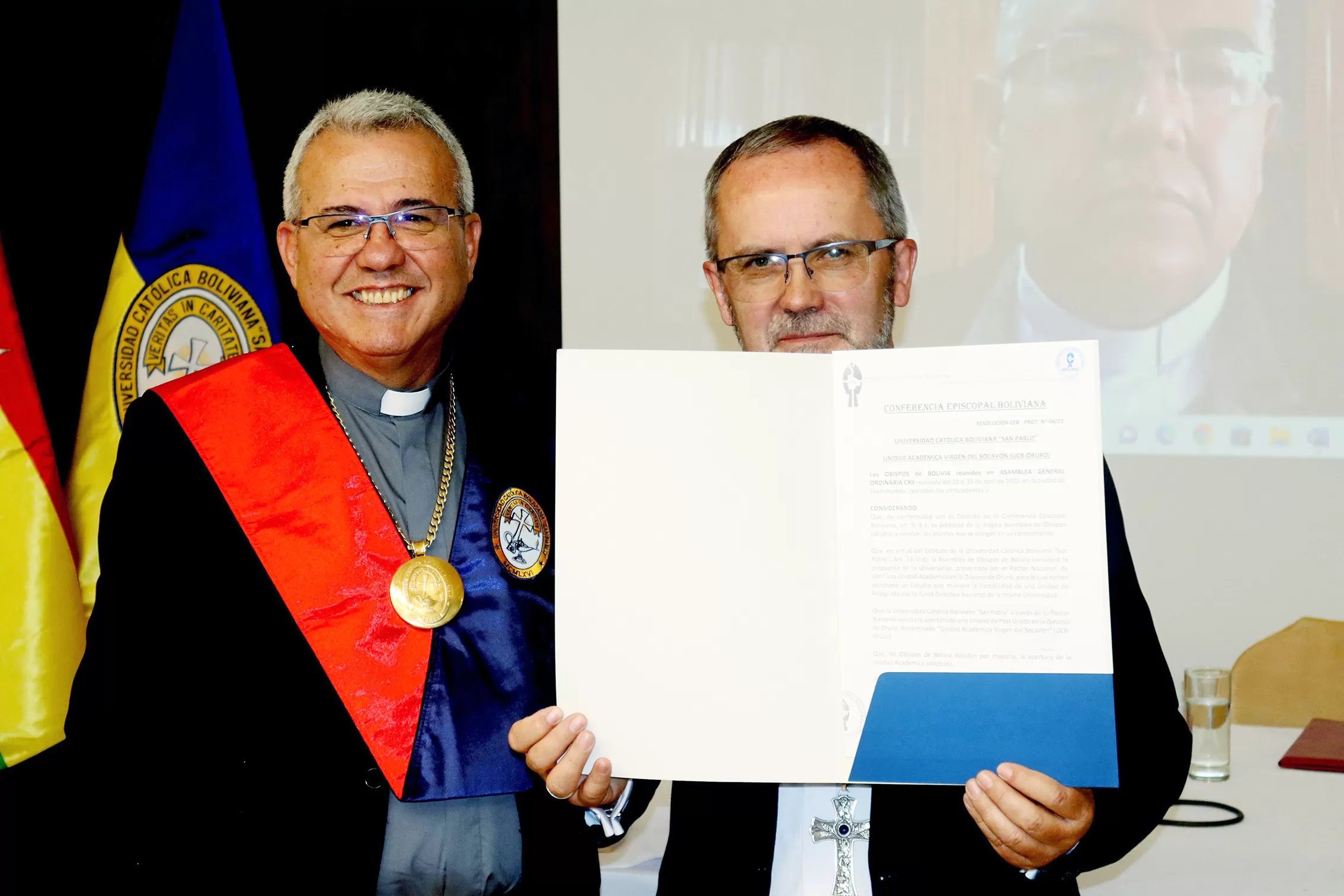 medicina en oruro ucb