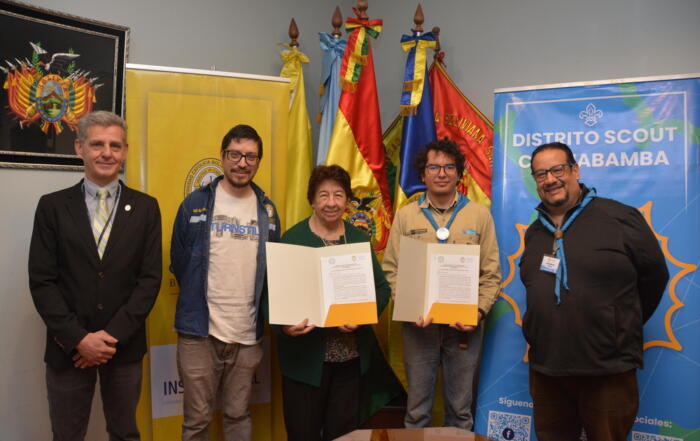 Distrito Scout Cochabamba firman convenio de cooperacion para fortalecer la educacion ambiental juvenil ucb cochabamba 2 resize