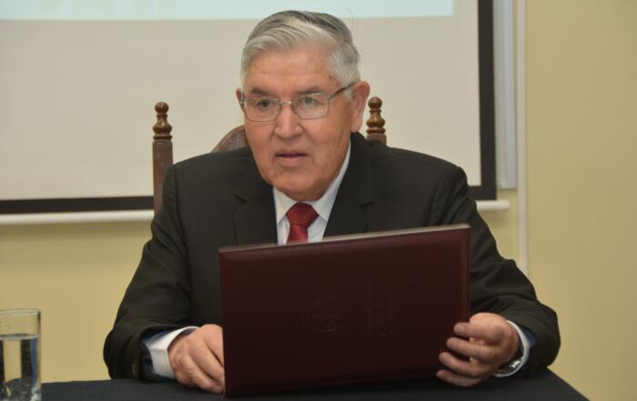 doctor senzano ucb cochabamba