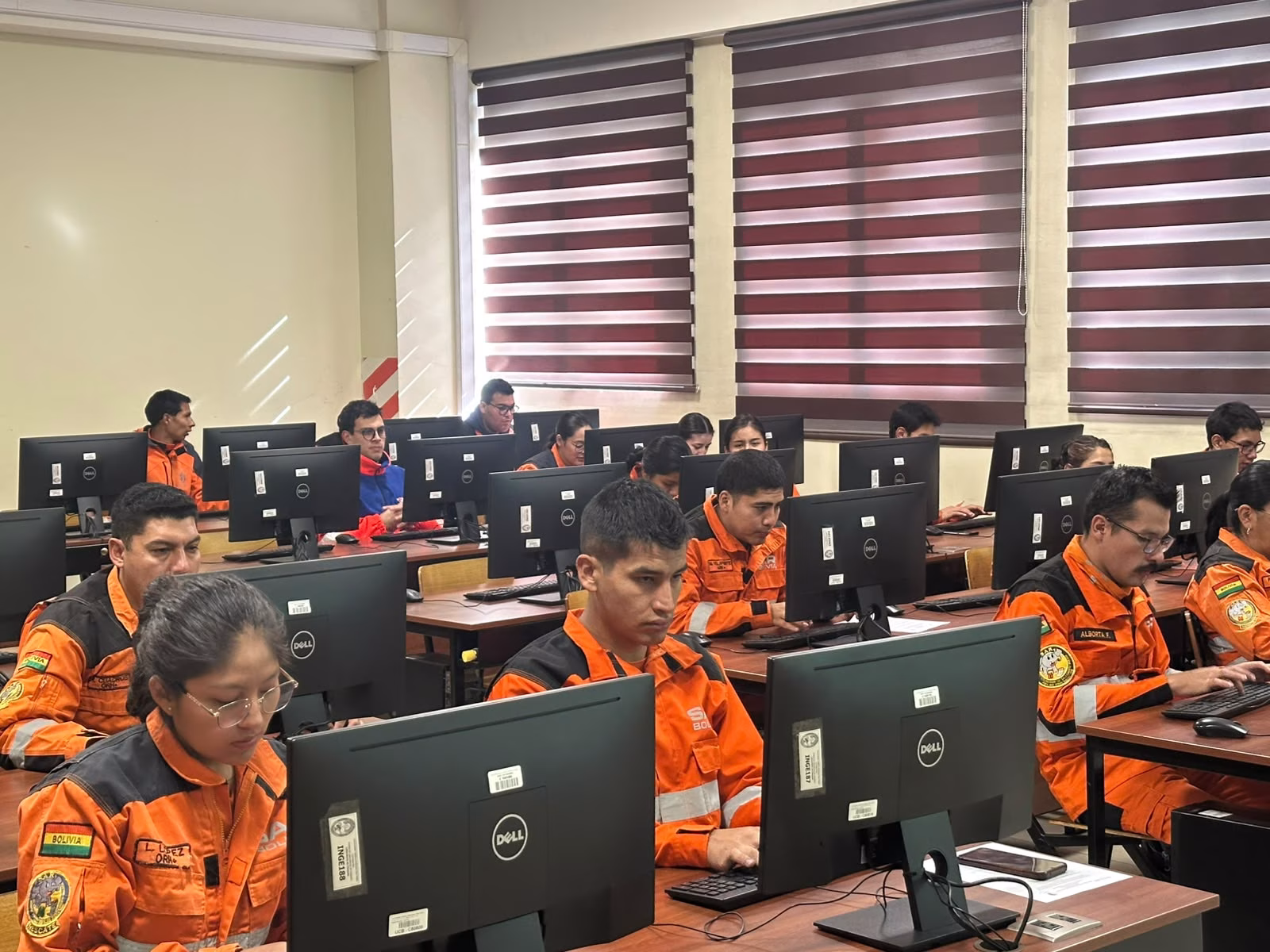 psicologia cbba ucb bomberos sar (3) psicologia cbba ucb bomberos sar 3
